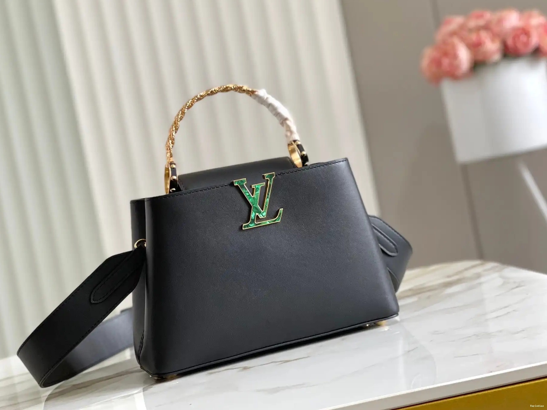 Repzbay LOUIS VUITTON BB CAPUCINES 0701